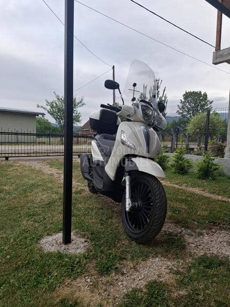 Piaggio Bevely