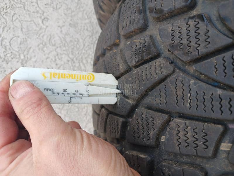 Dunlop 235/55 R18 Zimska