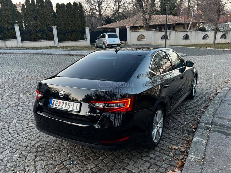 Škoda Superb Style/DSG/Led