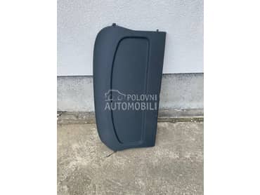 Polica gepeka za Audi A3