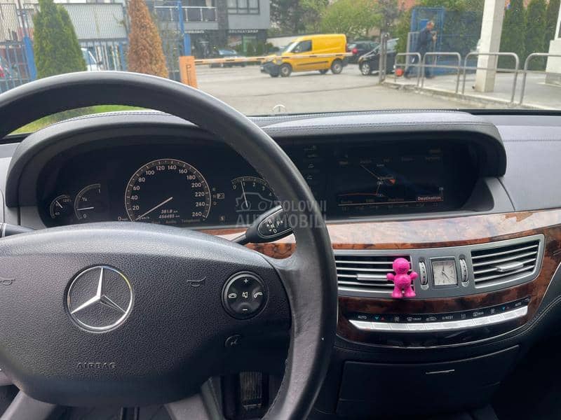 Mercedes Benz S 320 W221
