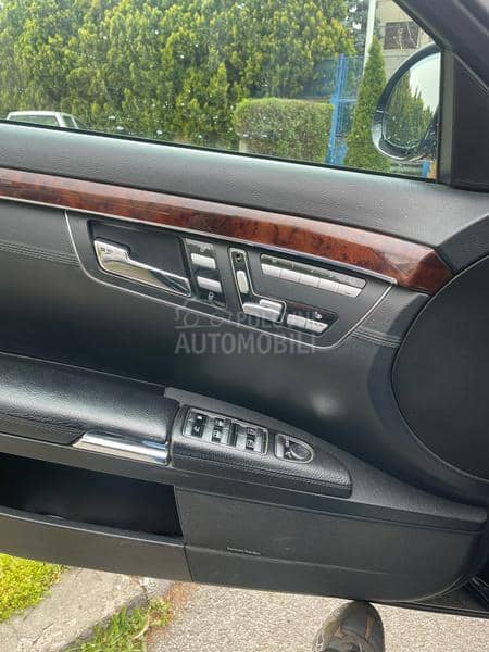 Mercedes Benz S 320 W221