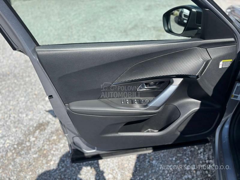Peugeot 2008 1.2 Puretech Allure