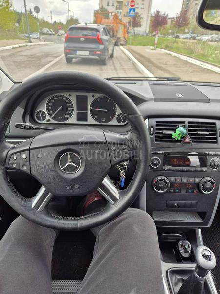 Mercedes Benz B 200 W245