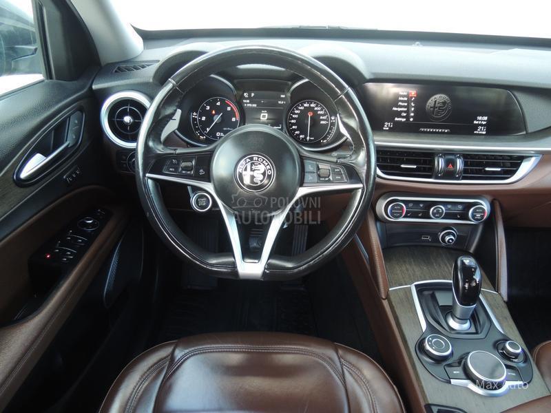Alfa Romeo Stelvio SUPER Q4 F1