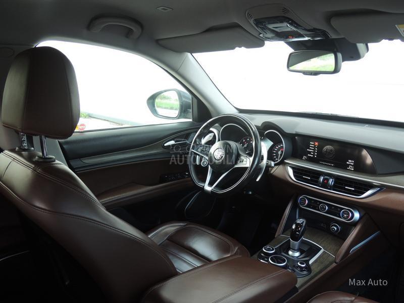 Alfa Romeo Stelvio SUPER Q4 F1