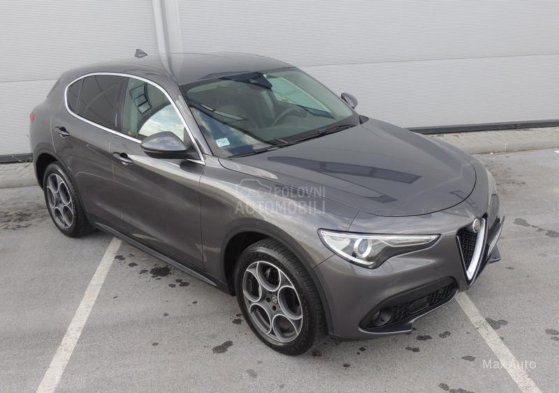 Alfa Romeo Stelvio SUPER Q4 F1