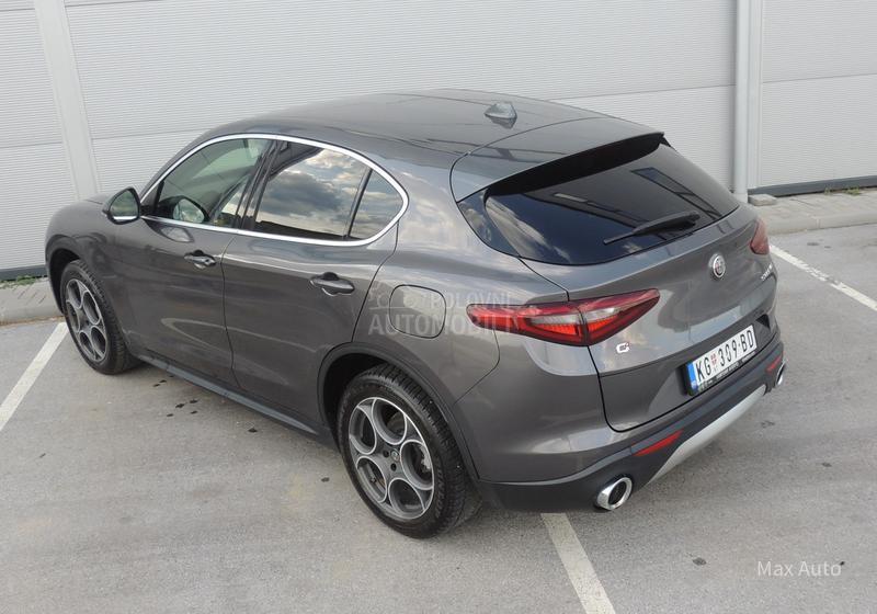 Alfa Romeo Stelvio SUPER Q4 F1