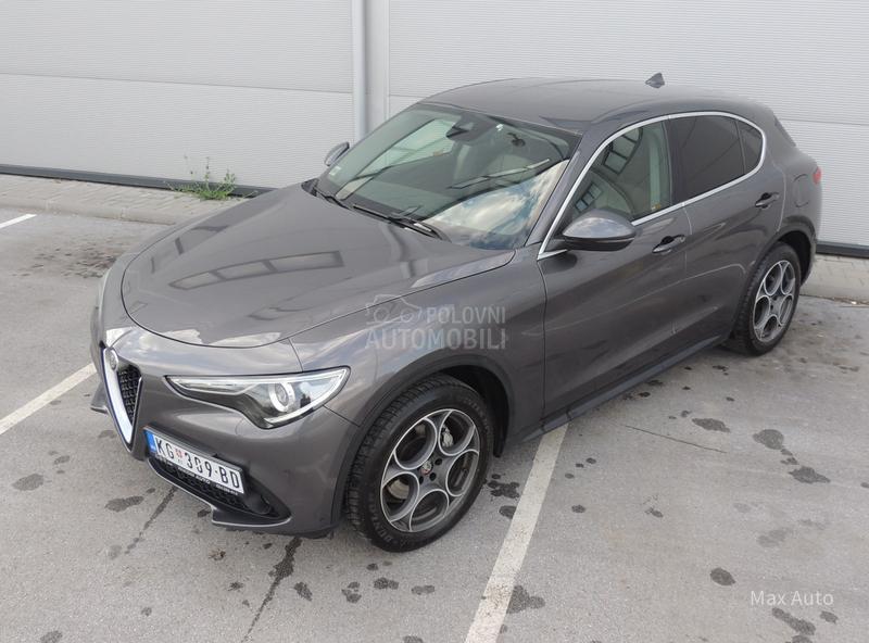 Alfa Romeo Stelvio SUPER Q4 F1