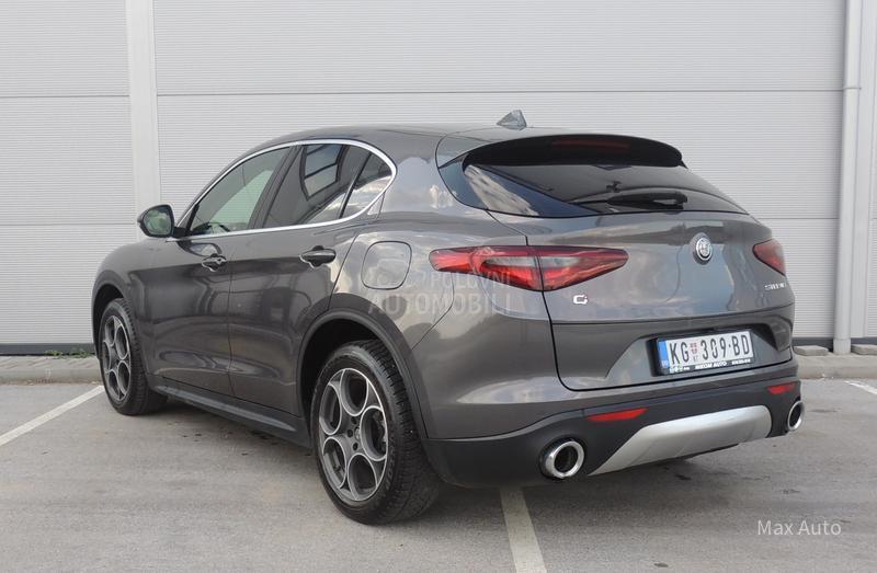 Alfa Romeo Stelvio SUPER Q4 F1