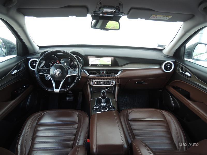 Alfa Romeo Stelvio SUPER Q4 F1