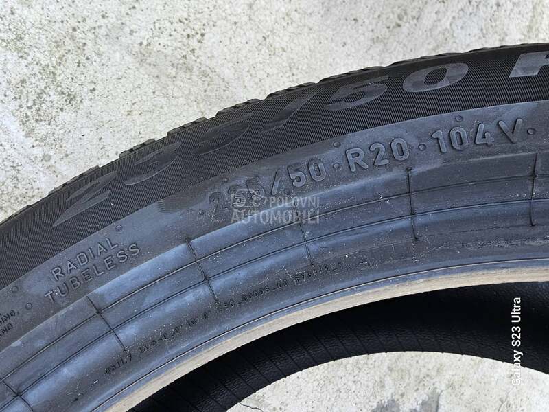 Pirelli 235/50 R20 Zimska