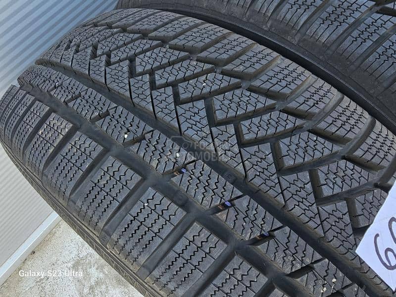 Continental 235/50 R20 Zimska