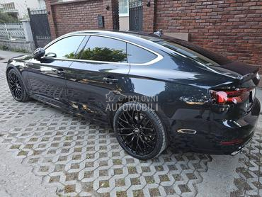 Audi A5 G Tron