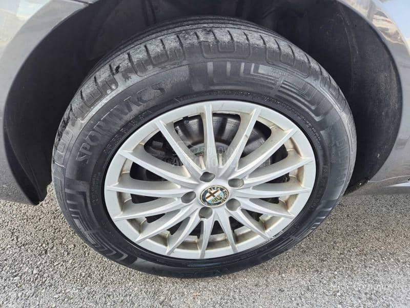 Alfa Romeo 159 