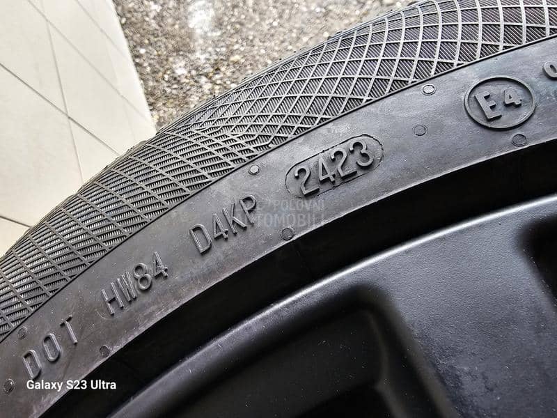Continental 235/50 R19 Zimska
