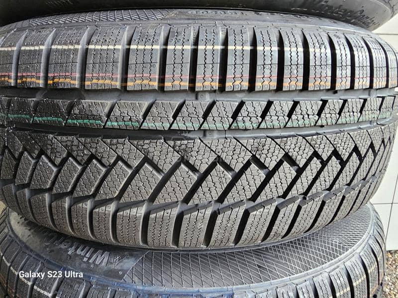 Continental 235/50 R19 Zimska