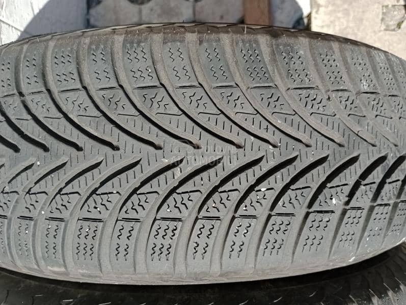 Apollo 185/65 R15 Zimska