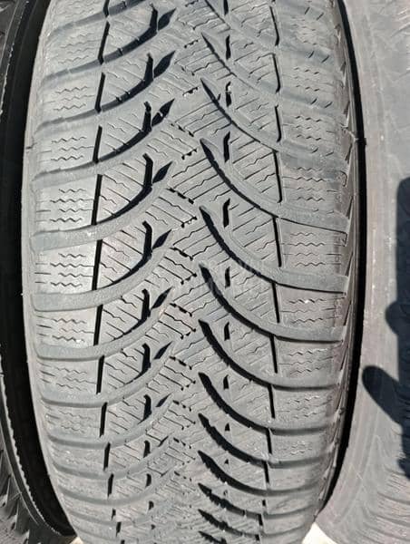 Michelin 185/65 R15 Zimska