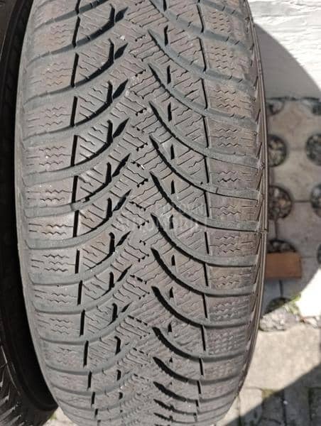 Michelin 185/65 R15 Zimska
