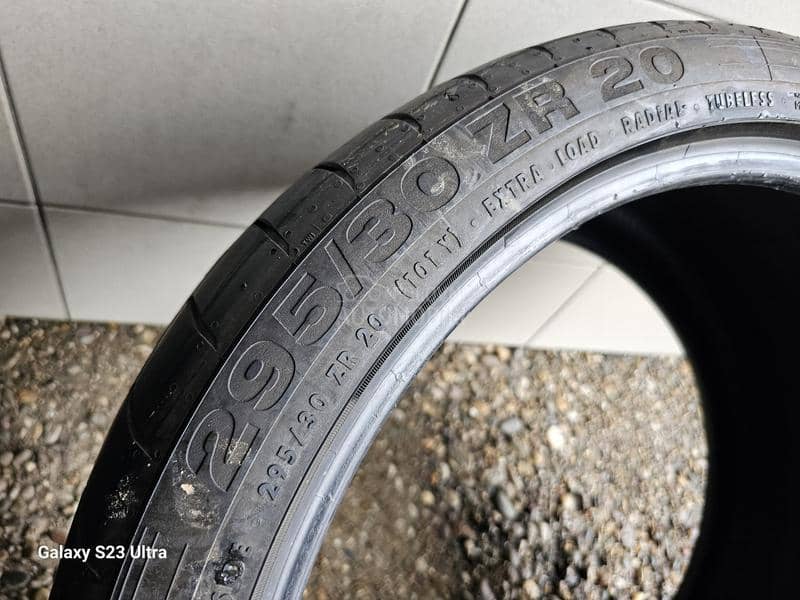Continental 295/30 R20 Letnja