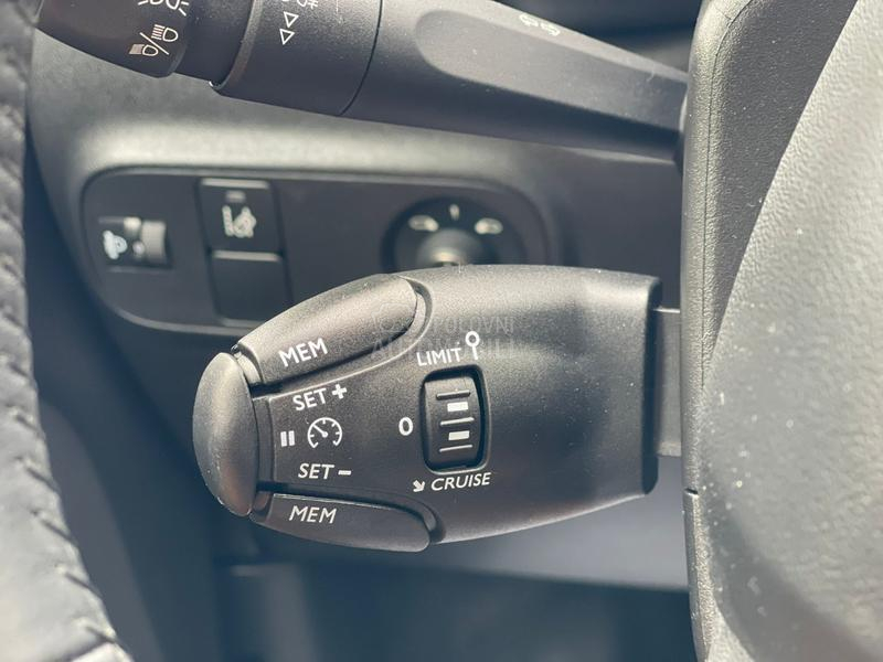 Citroen C3 1.2AUTOM.SHINE.CAM