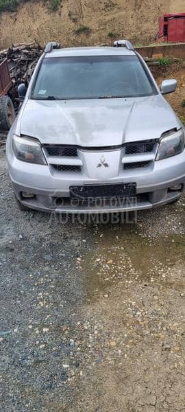 Mitsubishi Outlander -  kompletan auto u delovima