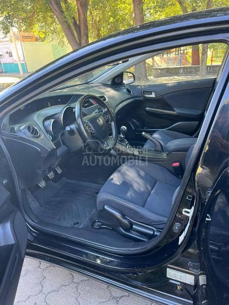 Honda Civic 1.8VTEC SPORT