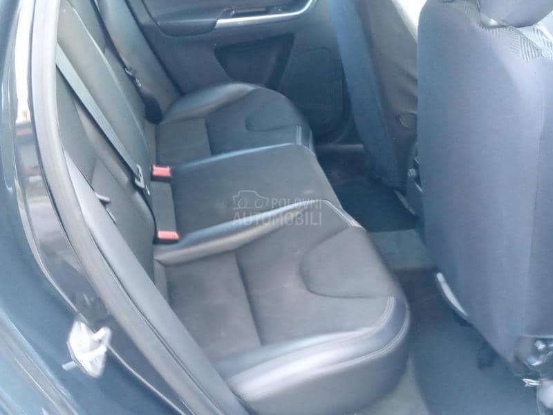 Volvo XC60 2.4 D4 AWD