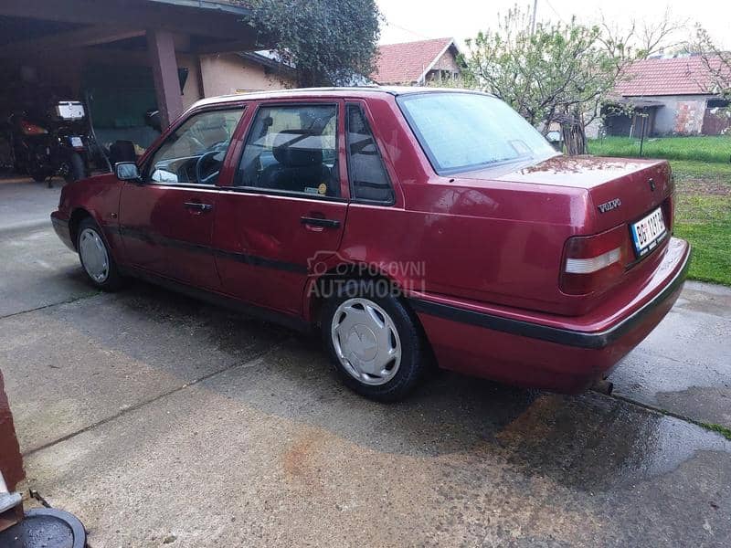 Volvo 460 GLT