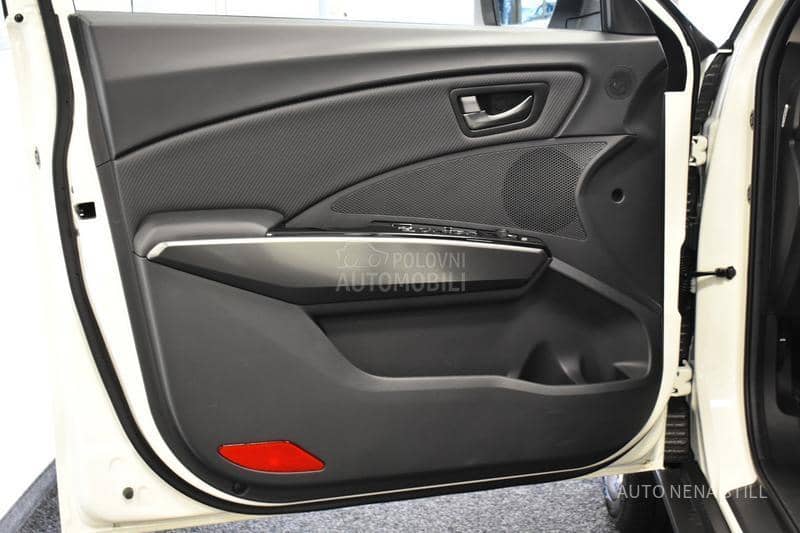 KGM Tivoli 1.5 GDI