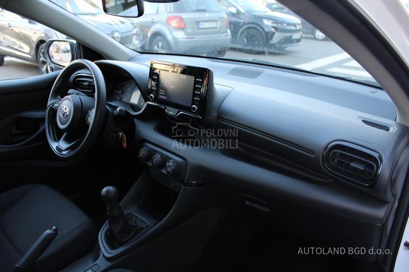 Toyota Yaris 1.0