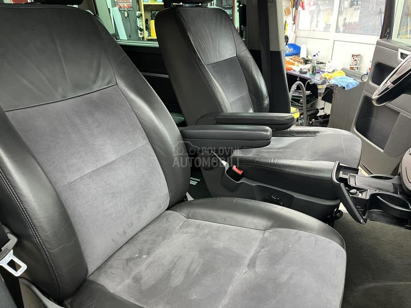 Volkswagen Multivan 2.0tdi