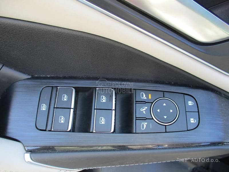 Nissan Qashqai 1.3  158 CVT TEKNA
