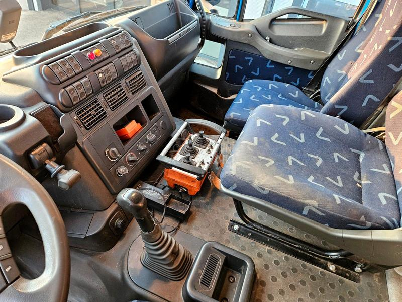 Iveco Trakker 4x4/Kiper/Kran