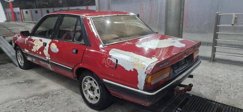 Peugeot 505 