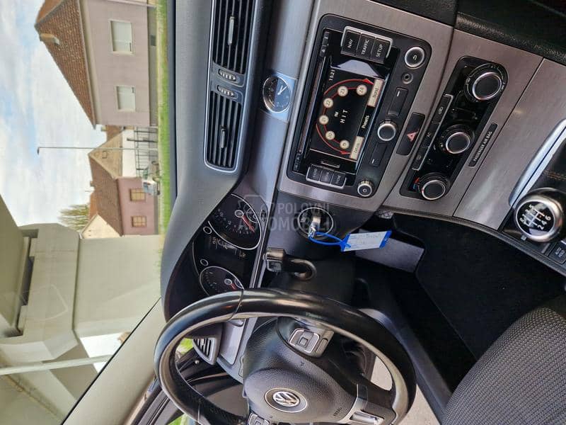 Volkswagen Passat B7 1.6 TDI BLUEMOTION