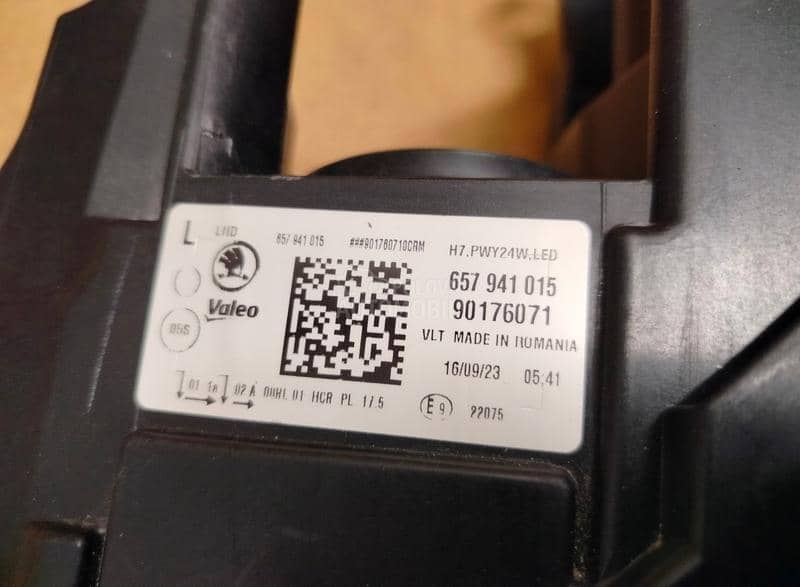 far desni levi  orginalan