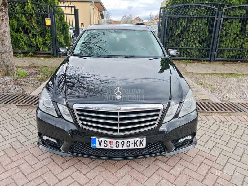 Mercedes Benz E 220 