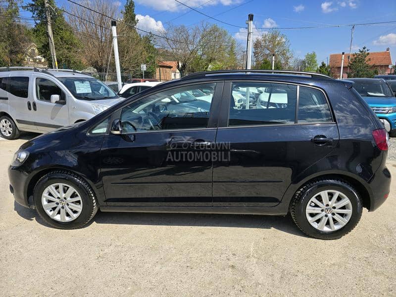 Volkswagen Golf Plus GPL.  NOV