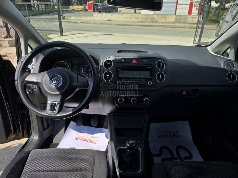 Volkswagen Golf Plus GPL.  NOV
