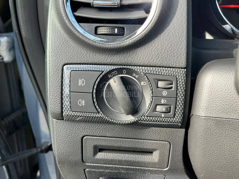 Opel Antara NOV