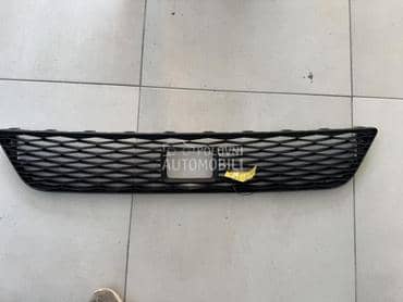 maska branika za Seat Leon od 2013. do 2016. god.