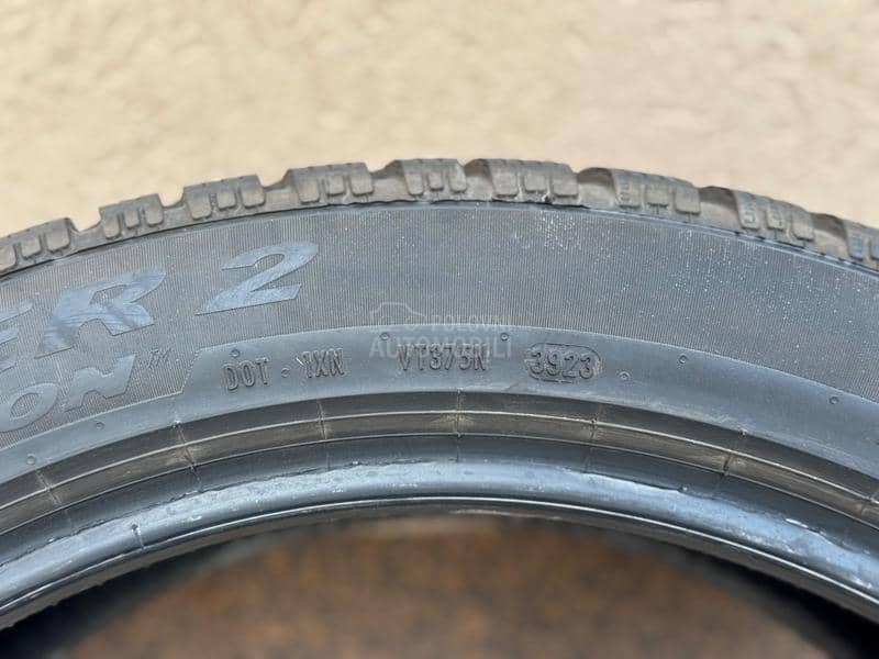 Pirelli 255/45 R20 Zimska