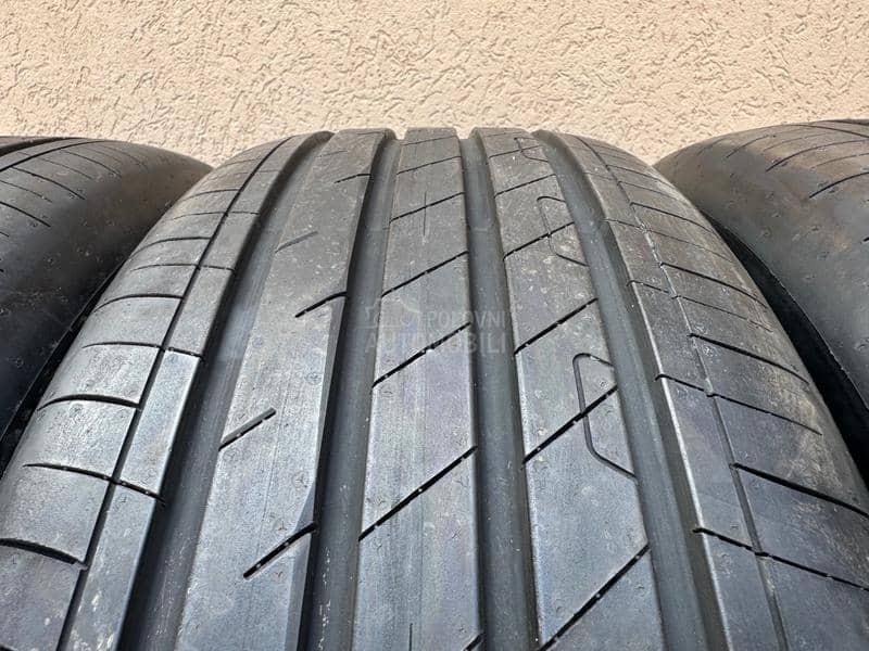 Goodyear 235/60 R20 Letnja