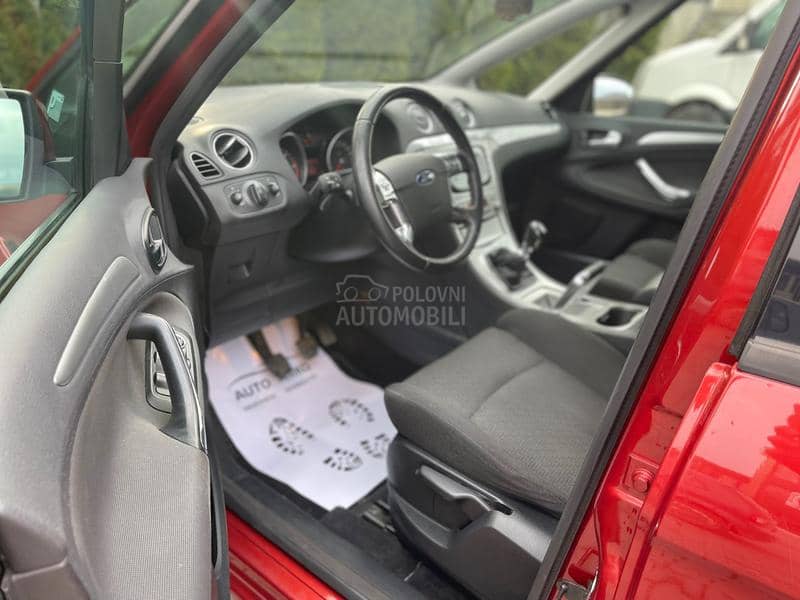 Ford S-Max 