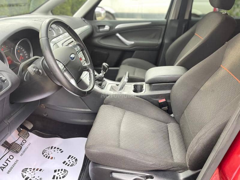 Ford S-Max 