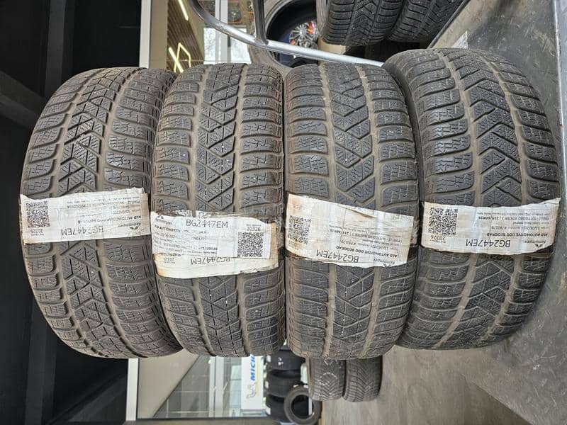 Pirelli 215/60 R16 Zimska