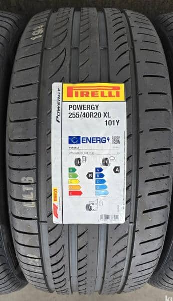 Pirelli 255/40 R20 Letnja