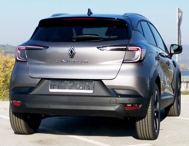 Renault Captur techno TCe 160 EDC